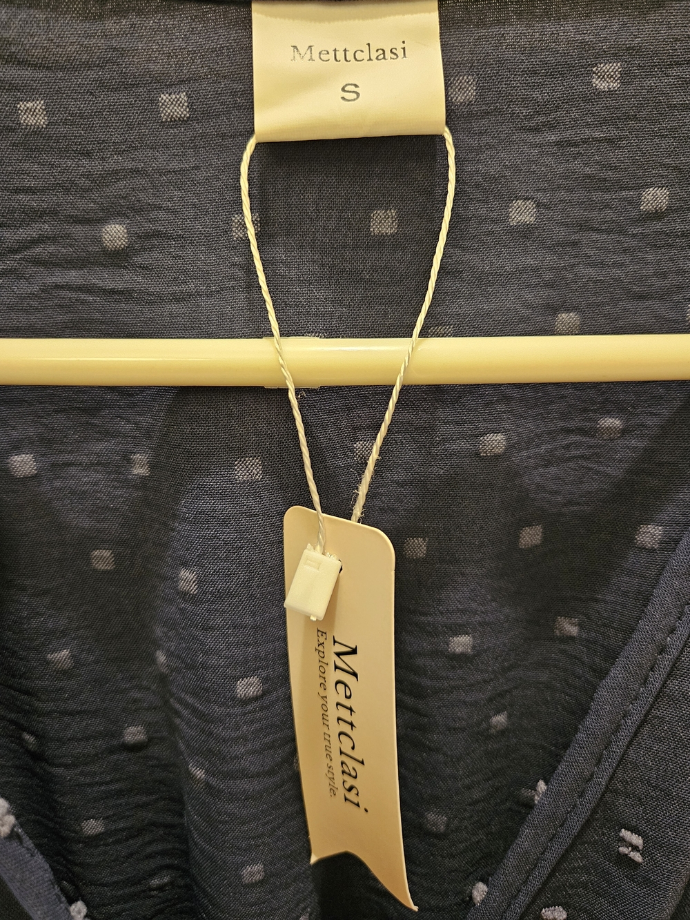 Navy Long-Sleeve V-Neck Midi Dress - Picture 2 of 4